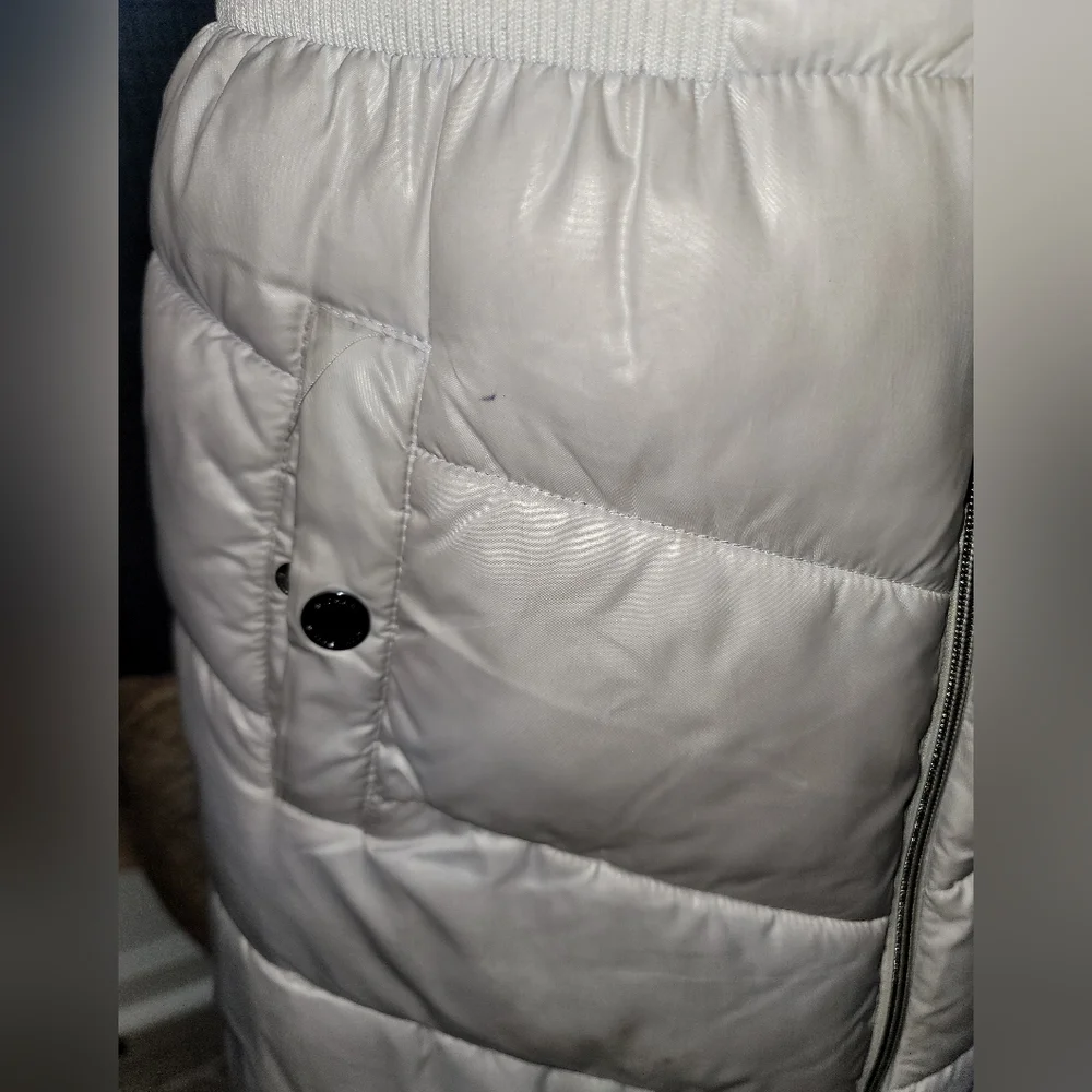Girls silver Michael Kors coat - Picture 3 of 8